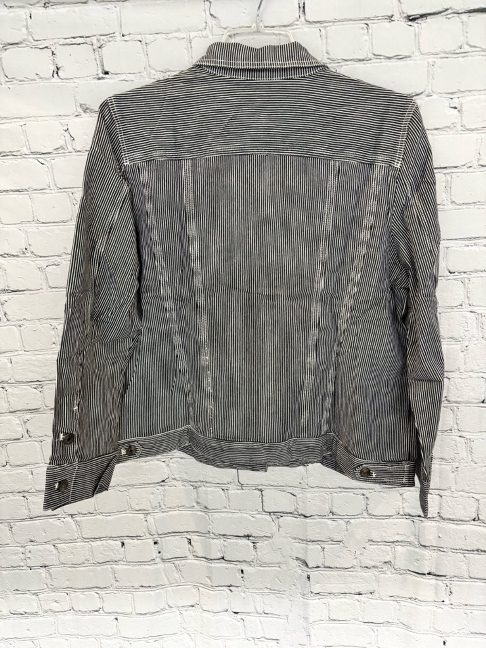 *New* CHICO’S Women’s Striped Black & White Stretch Denim - Size 4 - US 20/22 - Picture 2 of 8